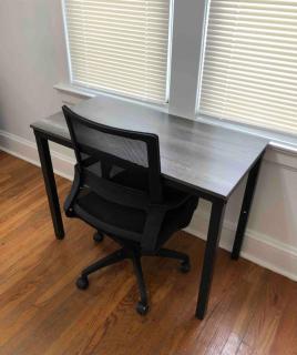 Private 2 bedroom and 1 bathroom house in a quiet area and convenient to NYC bus and train - 4