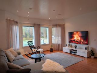 Cozy Family House Near Rovaniemi Center - 0