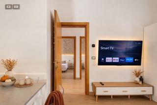 Luxury Apartment , Super WiFi - P r a t u r e c c i Group - 8