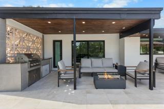 Waterfront Pool I Paddleboards Firepit & Fishing - 6