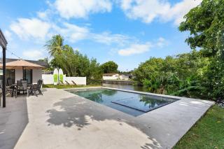 Waterfront Pool I Paddleboards Firepit & Fishing - 4