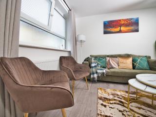Gorgeous 3 Bed Home - Contractor & Corporate Stays - 9