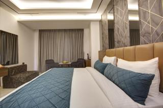 Hotel Spriya suites - 0