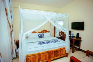 Furavia Africa Stay kb - 1