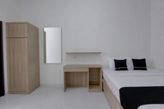 Collection O near Terminal Tirtonadi formerly Blessing Inn - 1