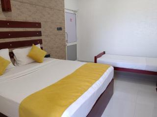 Siyona Hotel & Restaurant - 1
