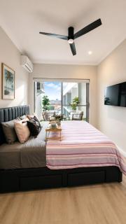 Stylish Perth Apartment with Balcony & Parking - 5