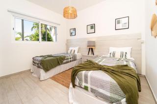 Aqua Pearl ! Pool Access 2 BRM J 102 - 4
