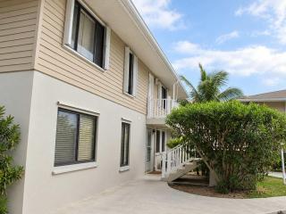 Fabulous one bedroom in West Bay - 7
