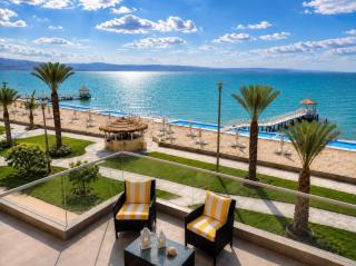 Ocean View Apartment Beach Pools Pier & Lift - 0