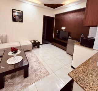 The Luxe Den, Luxury 1BHK, Top City Near Airport - 0