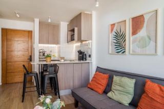 Discover Nunoa Cozy 1BR with Local Charm - 2