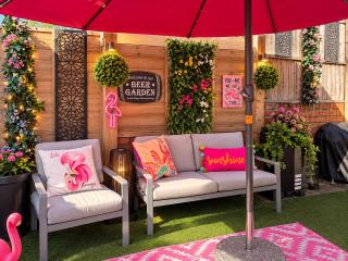 By Lushlets - Hen, Stag, Rugby, & Group Accommodation caters for 60 plus guests ask! - 9