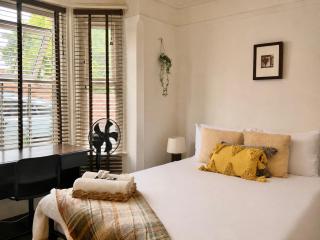Central Reading Guest House - 8
