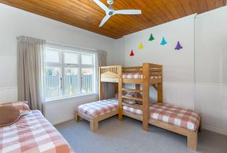 The Cambridge Road Cottage - 2