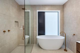 Three Ranges private vineyard spa - 4