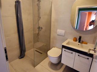 Shega Apartments - Free Private Parking - 5