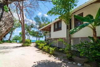 Beachfront-Little House By The Sea Roatan - 2