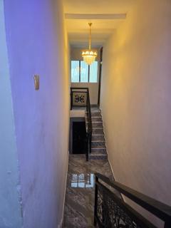 Akinkorede House - 7