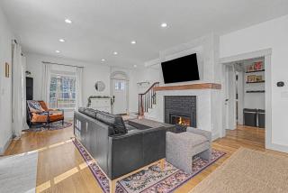 Historic Downtown Caldwell 5BR Basement Yard BBQ - 7
