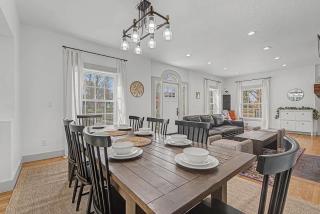 Historic Downtown Caldwell 5BR Basement Yard BBQ - 2