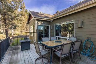 Tipsy Turtle RunningY Crater Lake Sleeps 12 - 8