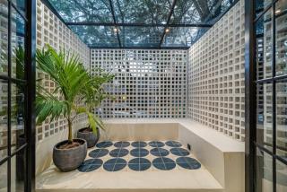 Provenza 6 Bedroom House by HOUSY - 4