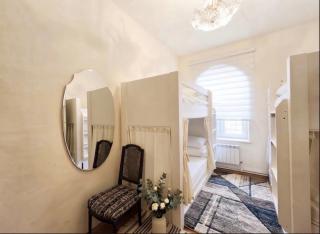 Buta Guest House - 7