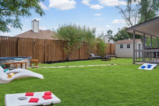 Home with Cowboy Pool Near Downtown Round Rock - 7