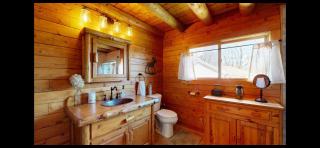 Luxurious Lakefront Log Home with Private Dock - 4