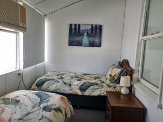 Horseshoe House - Gympie - 3