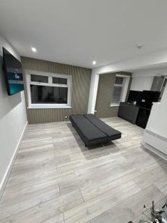 Lynton Apartments Suite 6 - 6
