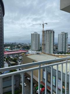 Studio Condo Beside Abreeza Mall - 3