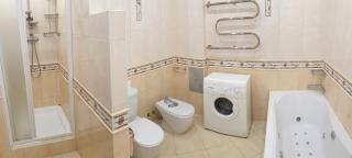 Апартаменти в Центрі міста з джакузі - 1