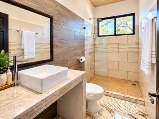 Olas de Oro Apartments - 3 Min Walk to the Beach & Pool - 3