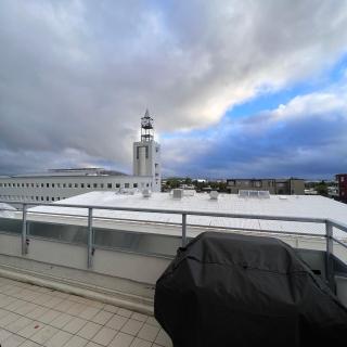 One bedroom condo with free parking - 8
