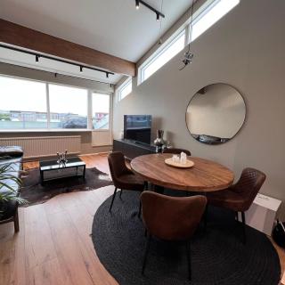 One bedroom condo with free parking - 5