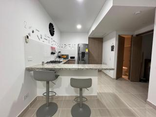 Tu Refugio con Estilo Piscina, Balcón y Parking - 8