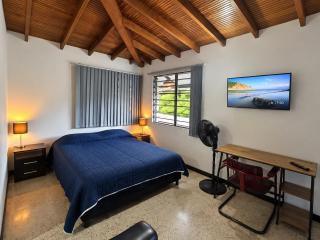 Terraza privada y asador en Belén Rosales APTO 300 - 2