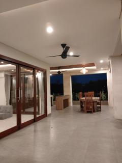 Room pool villa in denpasar - 3