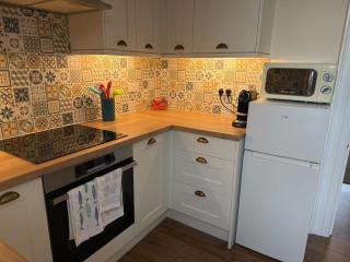 Renovated 2 bed maisonnette overlooking River Deveron - 1