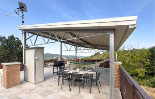 3 Bedroom Amazing Home In Bisenti - 1