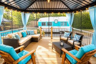BLUE RM DE with Spa Access - 6