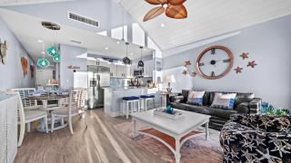 Coconuts 109, Beachfront Paradise, King Bed - 5