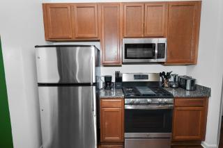 Chicago Skyline 2BR - 6 Min to Millennium Park - 3