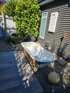 Appleby House & Rabbit Island Huts - 1