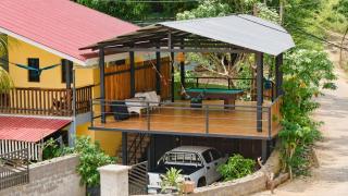 The Big Drop Surf House, Playa Maderas - 1