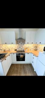 Renovated 2 bed maisonnette overlooking River Deveron - 2