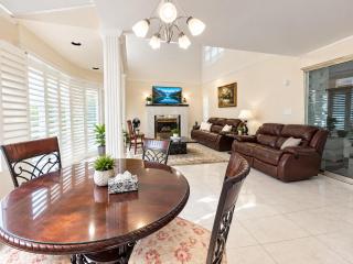 Veloura House - 2