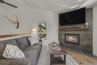Newly Updated! Hot tub/pool! Mountain View! Pets! - 3